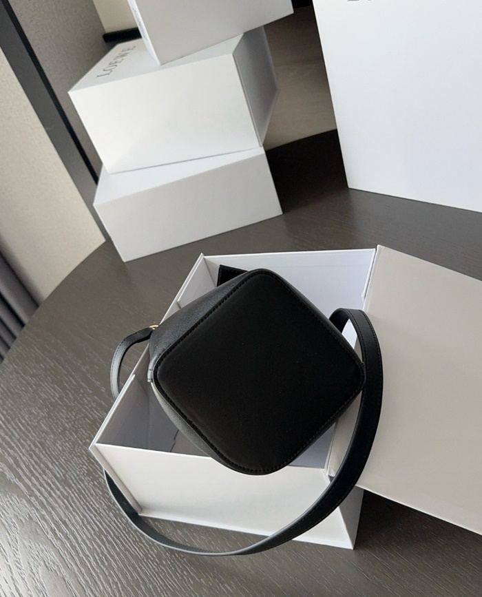 35b605f38dc553a217b7ac8396160a0c_1744101074_4141.jpg 35b605f38dc553a217b7ac8396160a0c_1744101074_4141.jpg