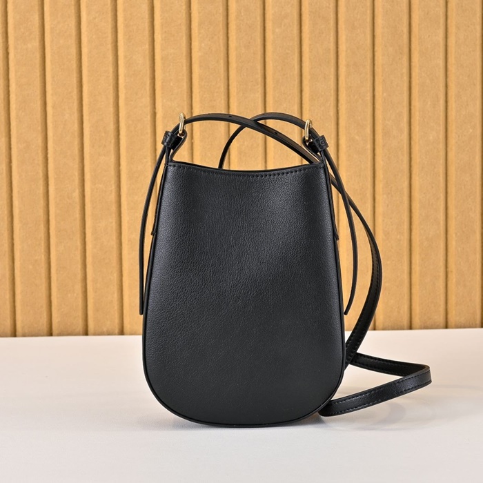 4b5ce42b9d9c7ee94a859d491fa31a72_1744008401_6617.jpg 4b5ce42b9d9c7ee94a859d491fa31a72_1744008401_6617.jpg