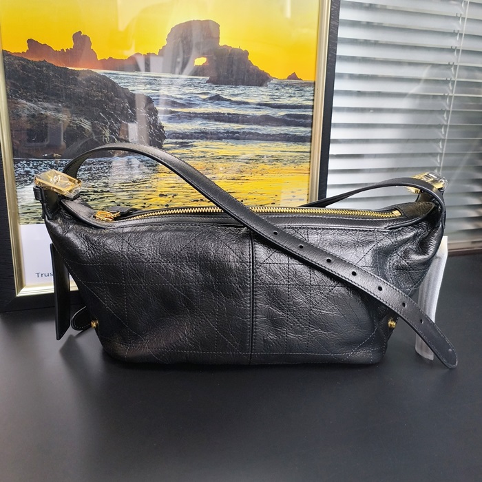 b1106228f4ca8cdf532073fa28df46c8_1745906781_1756.jpg b1106228f4ca8cdf532073fa28df46c8_1745906781_1756.jpg