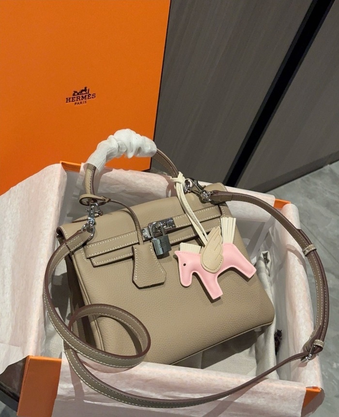 f7fa4f72c518a75f309febd82d5459b4_1744103198_7921.jpg f7fa4f72c518a75f309febd82d5459b4_1744103198_7921.jpg