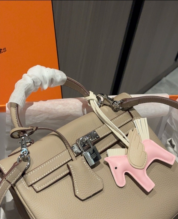 f7fa4f72c518a75f309febd82d5459b4_1744103200_3053.jpg f7fa4f72c518a75f309febd82d5459b4_1744103200_3053.jpg