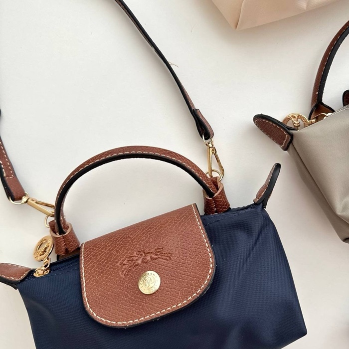 aa5ebdc96ba7d8eb225e67599aa7e3bd_1747537951_9563.jpg aa5ebdc96ba7d8eb225e67599aa7e3bd_1747537951_9563.jpg