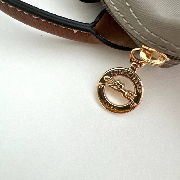 aa5ebdc96ba7d8eb225e67599aa7e3bd_1747537956_8869.jpg aa5ebdc96ba7d8eb225e67599aa7e3bd_1747537956_8869.jpg