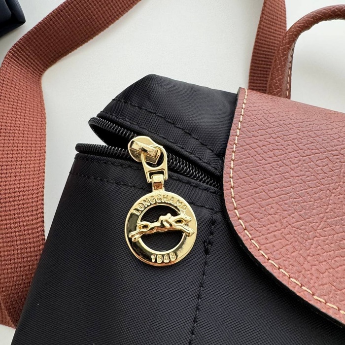 f2dd445346a8a1de7ff5ffa59b76edab_1747538345_6586.jpg f2dd445346a8a1de7ff5ffa59b76edab_1747538345_6586.jpg