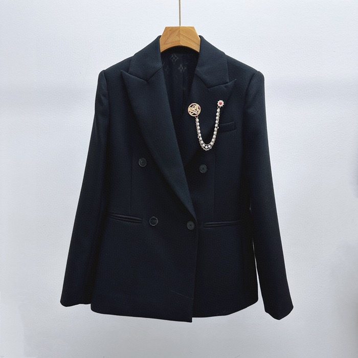 b6e885465117fa14d1232ec964590393_1759283543_0175.jpg b6e885465117fa14d1232ec964590393_1759283543_0175.jpg