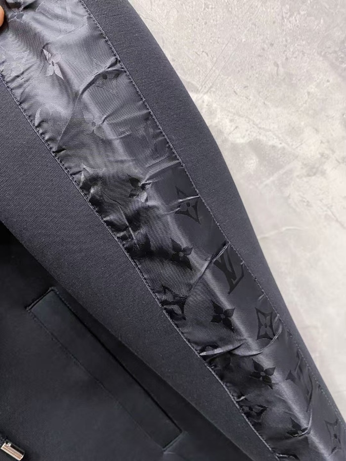 177c1de3cc01368fed6b5bb07e580602_1762918625_8885.jpg 177c1de3cc01368fed6b5bb07e580602_1762918625_8885.jpg