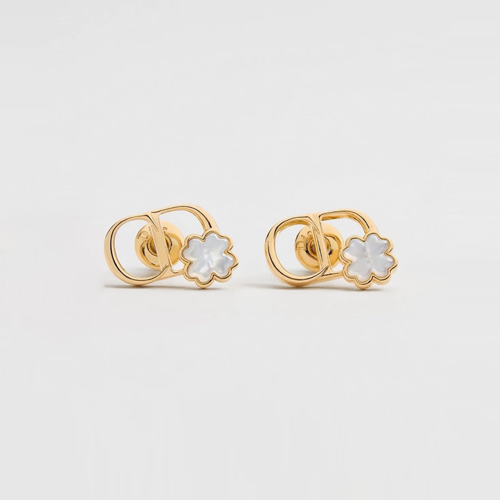 0332f2847f71342c385b1d2ac0e6f380_1780492552_6065.JPG