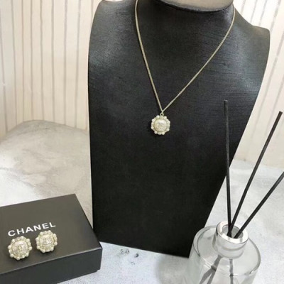 CHANEL Yellow Gold  Choker &  Earring - 샤넬  여성용 18k도금 옐로우 골드 목걸이, 귀걸이쎄트