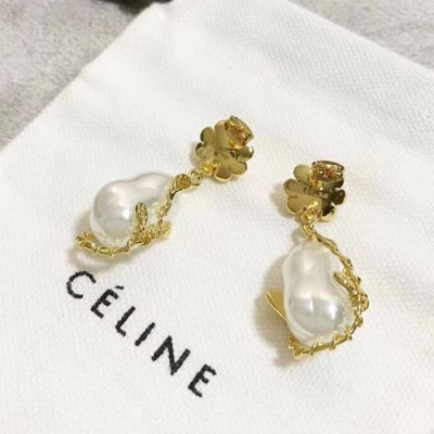 CELINE Yellow Gold Earring - 셀리느 여성용 18k도금 옐로우 골드 귀걸이