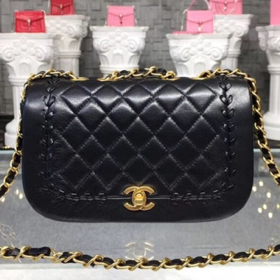 Chanel 2018/2019 Women Chain Flap Shoulder Bag,23CM - 샤넬 2018/2019 여성용 체인 플랩 숄더백  CHAB0211,23CM,블랙