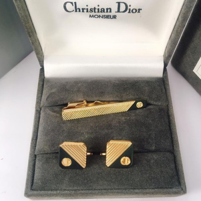 DIOR  MENS  YELLOW  GOLD   CUFFS -  디올  남성용  18k도금 옐로우  골드 커프스 단추 세트