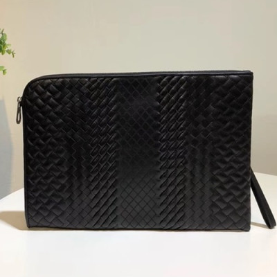 Bottega Veneta Intrecciato Leather Black Clutch Bag,36cm - 보테가 베네타 인터레치아토 레더 블랙 남성용 클러치백 ,BVB0101,36cm