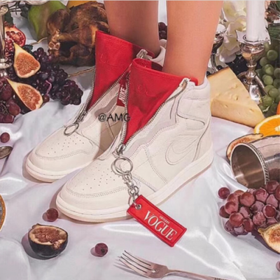 Nike 2018 Air Jordan Retro hi x Vogue Zip Awok Running Shoes - 에어조던 1 레트로하이 x Vogue Zip Awok NIK002X  , 2컬러 (레드/화이트) Size (230 - 280)