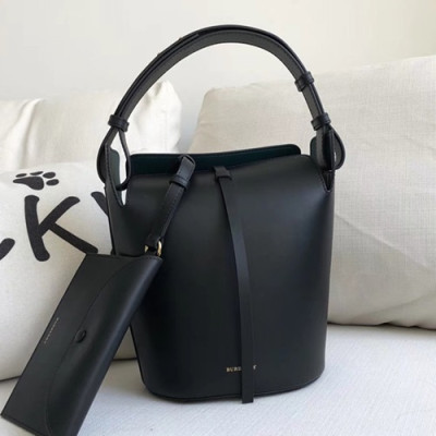 Burberry Leather Bucket Shoulder Bag, 29cm - 버버리 레더 버킷 숄더백,BURB0016,29cm,블랙