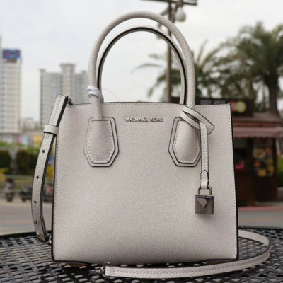 Michael Kors Leather Tote Shoulder Bag, 21/26/32CM - 마이클 코어스 레더 토트 숄더백 ,MKB0167, 21/26/32CM,크림