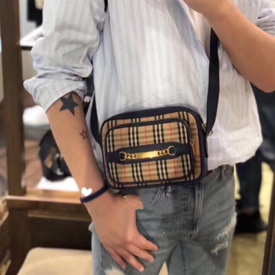 Burberry 2019 Leather Camera Shoulder Bag ,19.5CM - 버버리 2019 레더 남여공용 카메라 숄더백,BURB0053 ,19.5cm,블랙