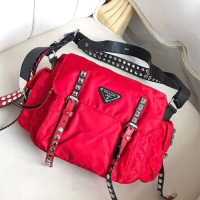 Prada 2018 Nylon Shoulder Bag ,32CM - 프라다 2018 나일론 남여공용 숄더백,1BD118-1,32CM,레드