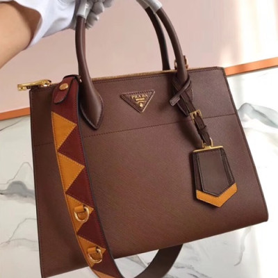 [커스텀급]Prada Paradigm Tote Shoulder Bag,31cm - 프라다 패러다임 토트 숄더백 ,1BA102-3,31cm,브라운