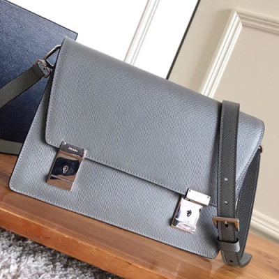 Prada Mens Clutch Shoulder Bag ,25.5CM - 프라다  남성용 클러치 숄더백 2VF013-4,25.5CM,그레이