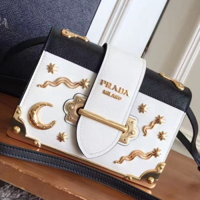 Prada 2018 Cahier Leather Shoulder Bag,18cm - 프라다 2018 카이에 레더 여성용 숄더백 ,1BH018-11,18cm,화이트