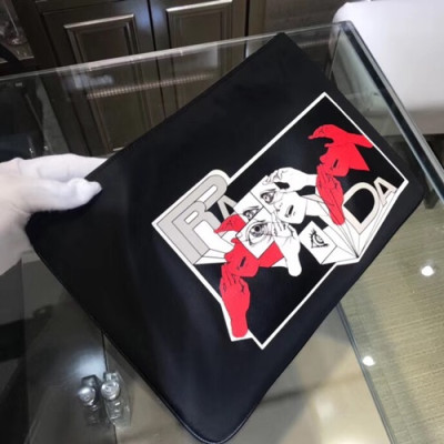 Prada 2018 Nylon Mens Clutch Bag ,36CM - 프라다 2018 나일론 남성용 클러치백 2NH001-1,36CM,블랙+레드