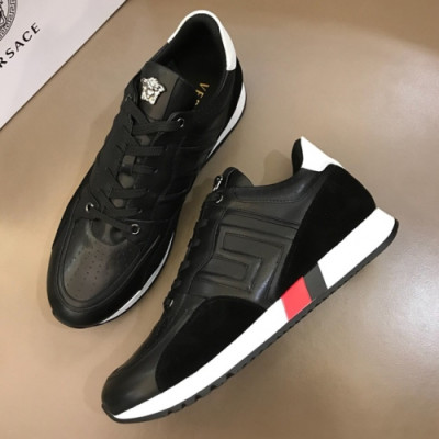 Versace 2019 Mens Signature Medusa Logo Sneakers Black - 베르사체 남성 시그니쳐 메두사 로고 스니커즈  Ver0140x.Size(240 - 270).블랙