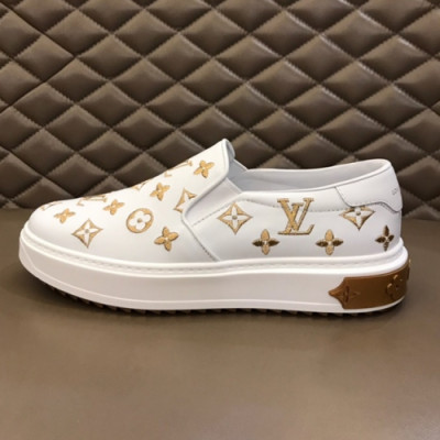 Louis Vuitton 2019 Mm/WmInitial Gold Logo Slip - on  - 루이비통 신상 남자 이니셜 골드 로고 슬립온 Lou0807x.Size(225 - 275).화이트