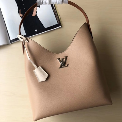 Louis Viutton Lock Me Hobo Tote Shouder Bag ,29.5cm - 루이비통 락미 호보 토트 숄더백 M52776,LOUB1081,29.5cm,베이지