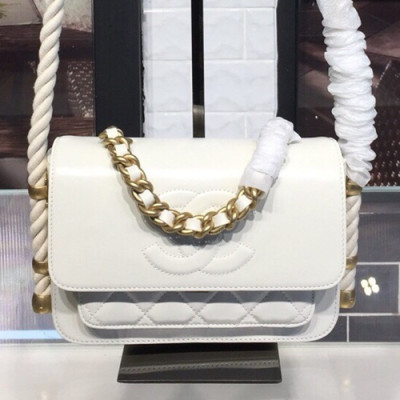 Chanel Leather Chain Flap Tote Shoulder Bag ,22CM - 샤넬 레더 체인 플랩 토트 숄더백 CHAB0608,22CM,화이트