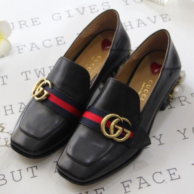 Gucci 2019 Ladies Strap GG Metal Logo Pearl Middle-heel Loafer - 구찌 여성 스트랩 GG 메탈 로고 진주 미들힐 로퍼 Guc0959x.Size(225 -  245).블랙