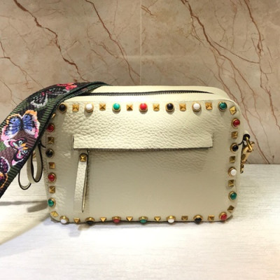 Valentino 2019 Leather Camera Shoudler Bag,24CM - 발렌티노 2019 여성용 레더 카메라 숄더백 ,VTB0078,24CM,베이지