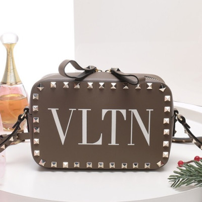 Valentino 2019 Leather Camera Small Shoudler Bag,18.5CM - 발렌티노 2019 여성용 레더 카메라 스몰 숄더백 ,VTB0167,18.5CM,카키브라운