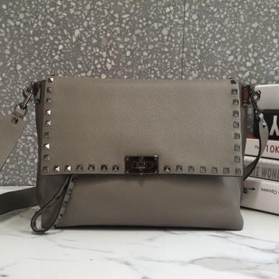 [특가!!!]Valentino 2019 Leather Rockstud Shoudler Bag,28CM - 발렌티노 2019 레더 락스터드 숄더백,VTB0193,28CM,그레이