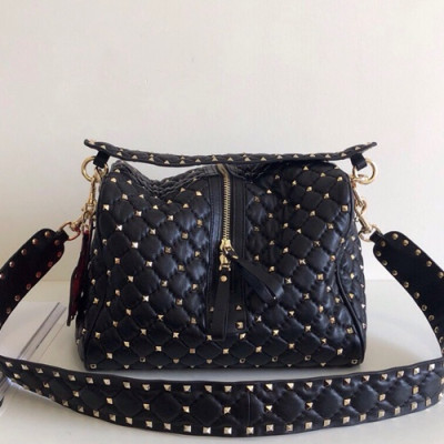 Valentino 2019 Leather Ruckstud Shoudler Bag,26CM - 발렌티노 2019 여성용 레더 락스터드 숄더백 ,VTB0287,26CM,블랙