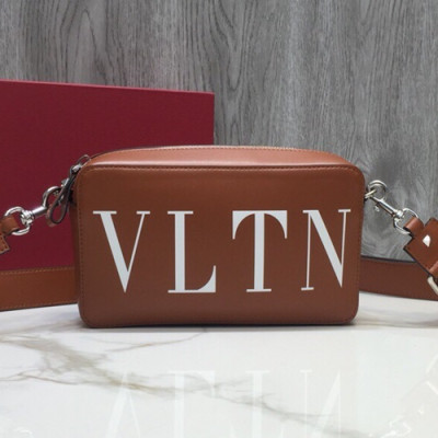 Valentino 2019 Leather Belt Bag Shoulder Bag,23CM - 발렌티노 2019 레더 남여공용 벨트백 숄더백, VTB0356,23CM,브라운