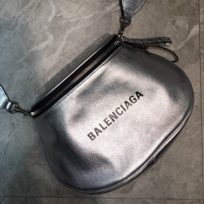 Balenciaga 2019 Leather  Shoulder Bag,24CM - 발렌시아가 2019 남여공용 레더 숄더백,BGB0015,24CM,실버