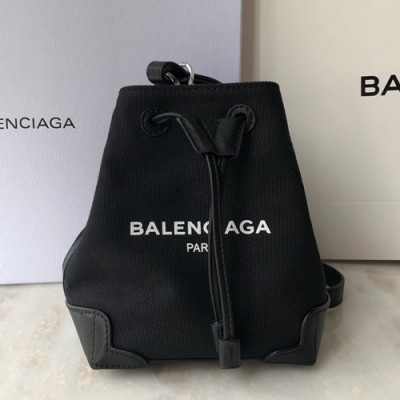 Balenciaga 2019 Canvas & Leather Bucket Shoulder Cross Bag,19CM - 발렌시아가 2019 캔버스&레더 버킷 숄더 크로스백,BGB0036,19CM,블랙