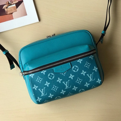 Louis Viutton 2019 Messenger Shoudler Cross Bag ,26cm - 루이비통 2019 남여공용 메신저 숄더 크로스백 M43845,LOUB1143 ,26cm,연블루