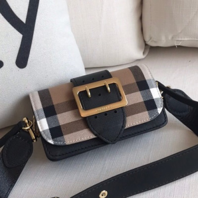 Burberry Leather House Check Buckle Small Shoulder Bag, 19.5cm - 버버리 레더 하우스체크 버클 스몰 숄더백 ,BURB0091,19.5cm,블랙