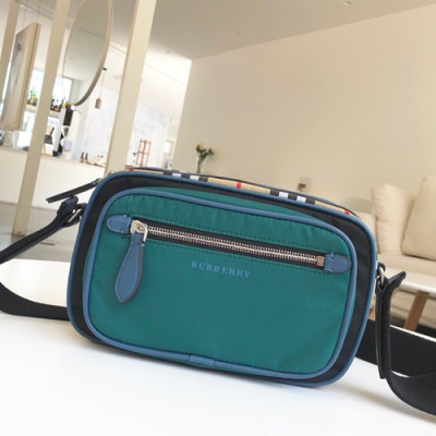 [데일리백]Burberry 2019 Leather  Camera Shoulder Bag, 22cm - 버버리 2019 레더 남여공용 카메라 숄더백 ,BURB0134,22cm,그린