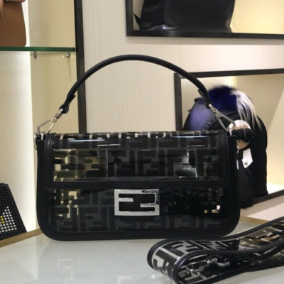 Fendi 2019 PU Tote Shoulder Bag, 26cm - 펜디 2019 PU 토트 숄더백,FENB0088,26cm,블랙