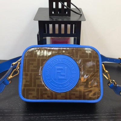 [한정특가]Fendi 2019 Camera Shoulder Bag ,22CM - 펜디 2019 남여공용 카메라 숄더백  FENB0110,22CM,블루