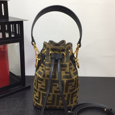 Fendi 2019 Mon Tresor Bucket Tote Shoulder Bag ,18CM - 펜디 2019 몬 트레조 버킷 토트 숄더백  FENB0115,18CM,브라운