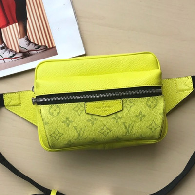 Louis Vuitton 2019 Outdoor Hip Sack,21cm - 루이비통 2019 남여공용 아웃도어 힙색,M30245,LOUB1201,21cm,옐로우