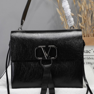 Valentino 2019 V-ring Large Leather Shoudler Bag,28.5CM - 발렌티노 2019 브이링 라지 여성용 레더 숄더백 ,VTB0515,28.5CM,블랙