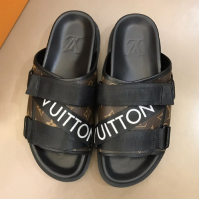 Louis Vuitton 2019 Mens Initial Logo Velcro Leather Slipper - 루이비통 남성 이니셜 로고 벨크로 레더 슬리퍼 Lou01046x.Size(245 - 275).브라운