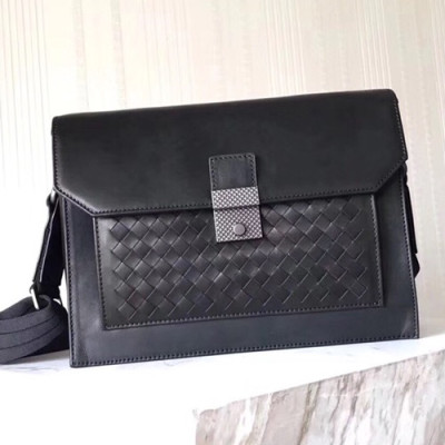 Bottega Veneta 2019 Leather Messenger Shoulder Bag,27cm - 보테가 베네타 2019 레더 남성용 메신저 숄더백 477666,BVB0166,27cm