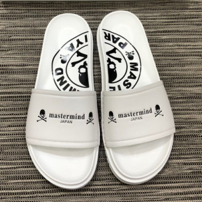 Mastermind 2019 Mens Skull Logo Leather Slipper - 마스터마인드 남성 스컬 로고 레더 슬리퍼 Mas0020x.Size(240 - 275).화이트