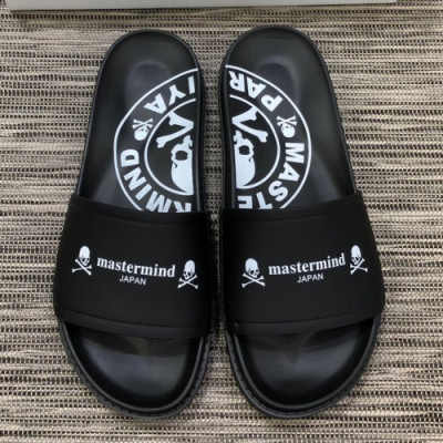 [트렌디]Mastermind 2019 Mens Skull Logo Leather Slipper - 마스터마인드 남성 스컬 로고 레더 슬리퍼 Mas0021x.Size(240 - 275).블랙