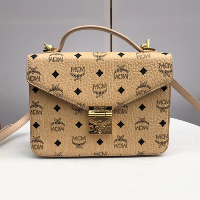 MCM 2019 Patricia Visetos Tote Shoulder Bag,25cm - 엠씨엠 2019 패트리샤 비세토스 여성용 토트 숄더백 MCMB0121, 25cm,베이지